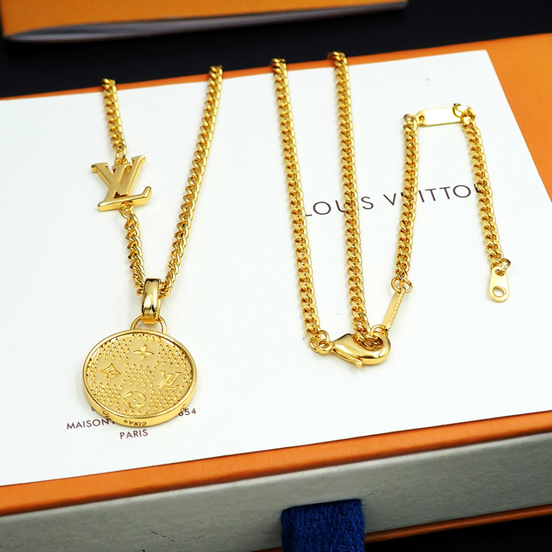 LVN072 LV M02446 Damier Staples Pendant Necklace For Men - ccjewelryacc