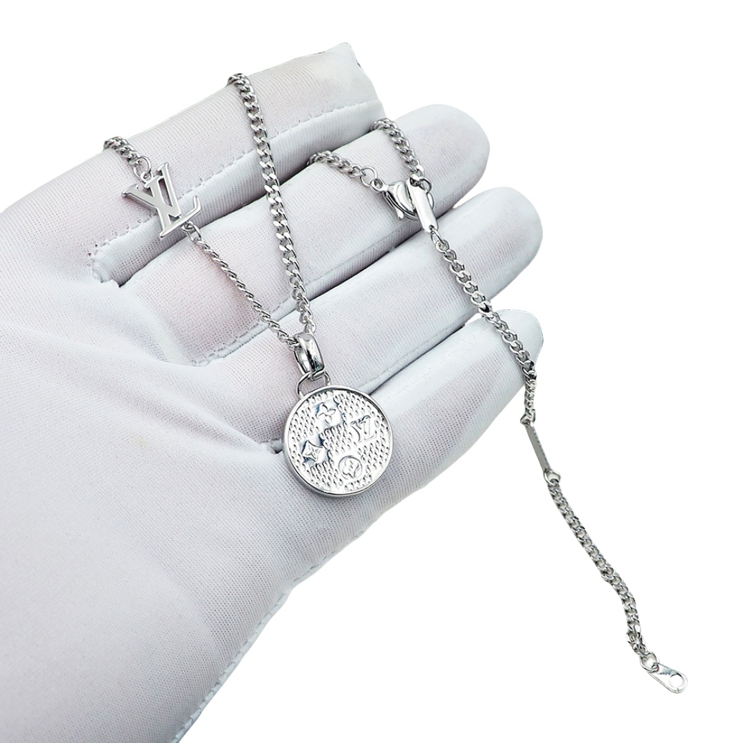 LVN072 LV M02446 Damier Staples Pendant Necklace For Men - ccjewelryacc