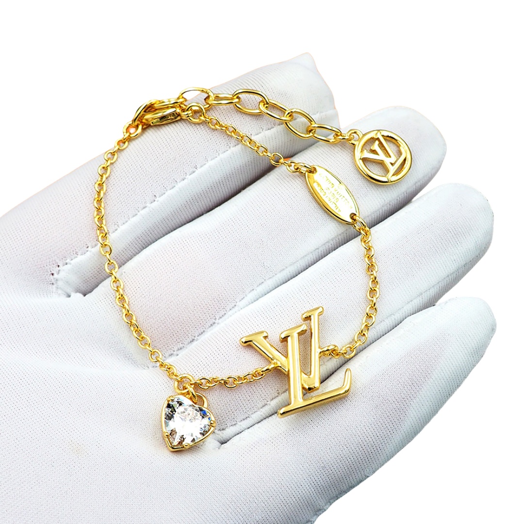 LVS084 M1342A LV Iconic Heart Bracelet - ccjewelryacc