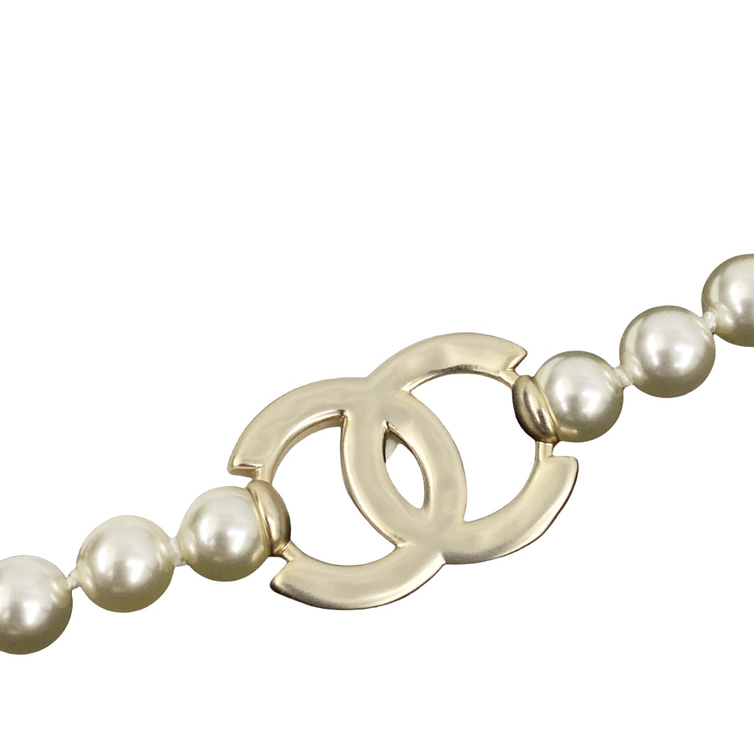 CCN202 Chanel 25 Pink enamel CC pearl choker necklace - ccjewelryacc