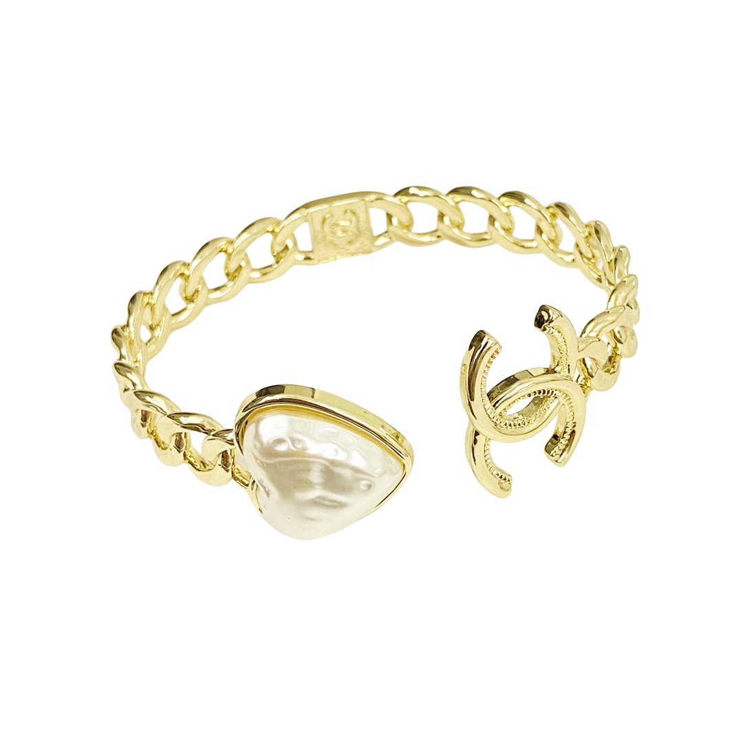 CCS043 Metal chain Heart CC Bracelet - ccjewelryacc