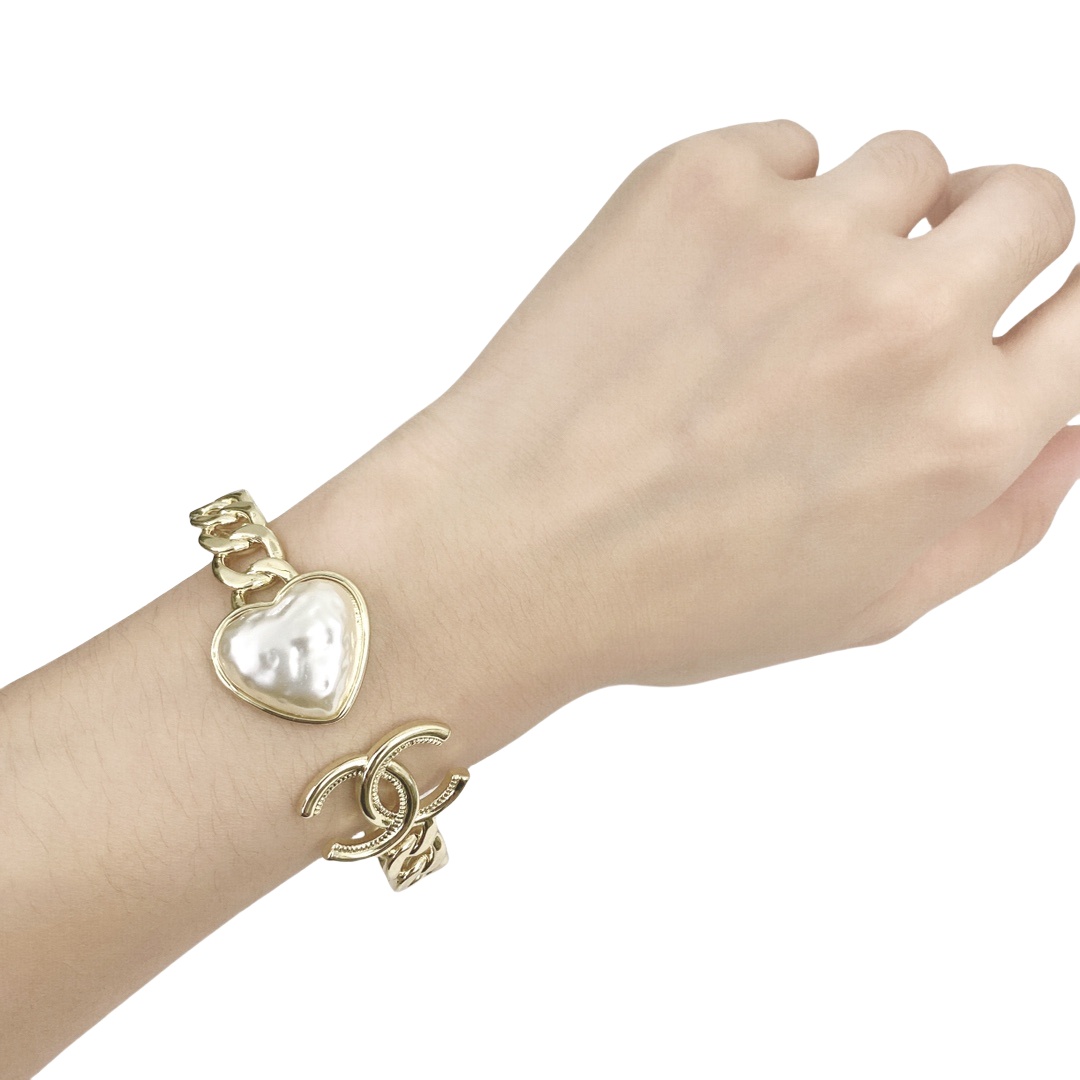 CCS043 Metal chain Heart CC Bracelet - ccjewelryacc