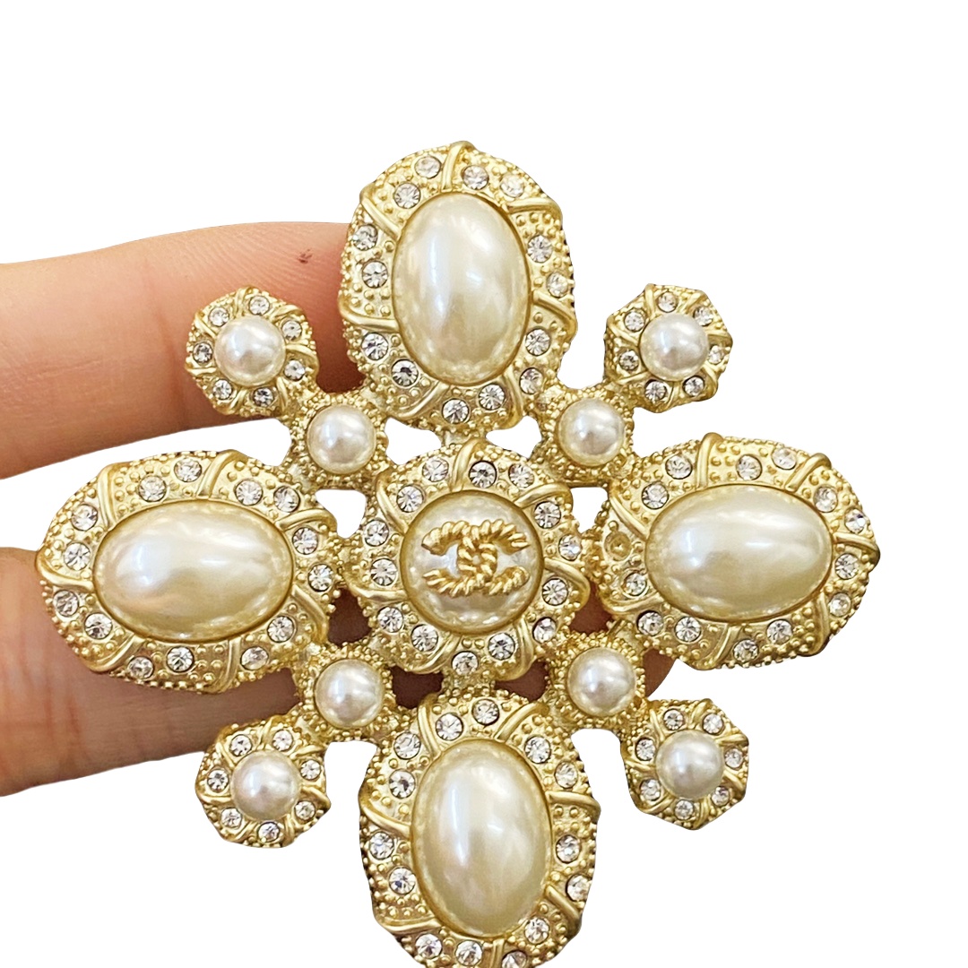 BCB575 Chanel Cross pearl brooch pin - ccjewelryacc