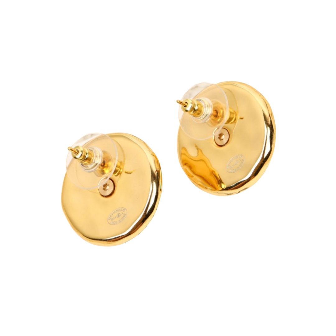 CCE811 24A Round button pearl CC Logo stud earrings - ccjewelryacc