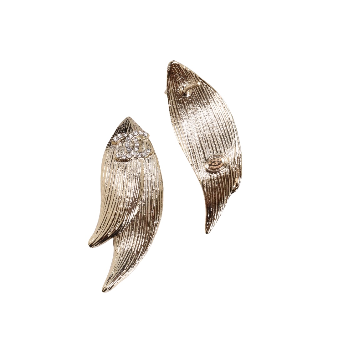 CCE331 Chanel wing earrings for women - ccjewelryacc