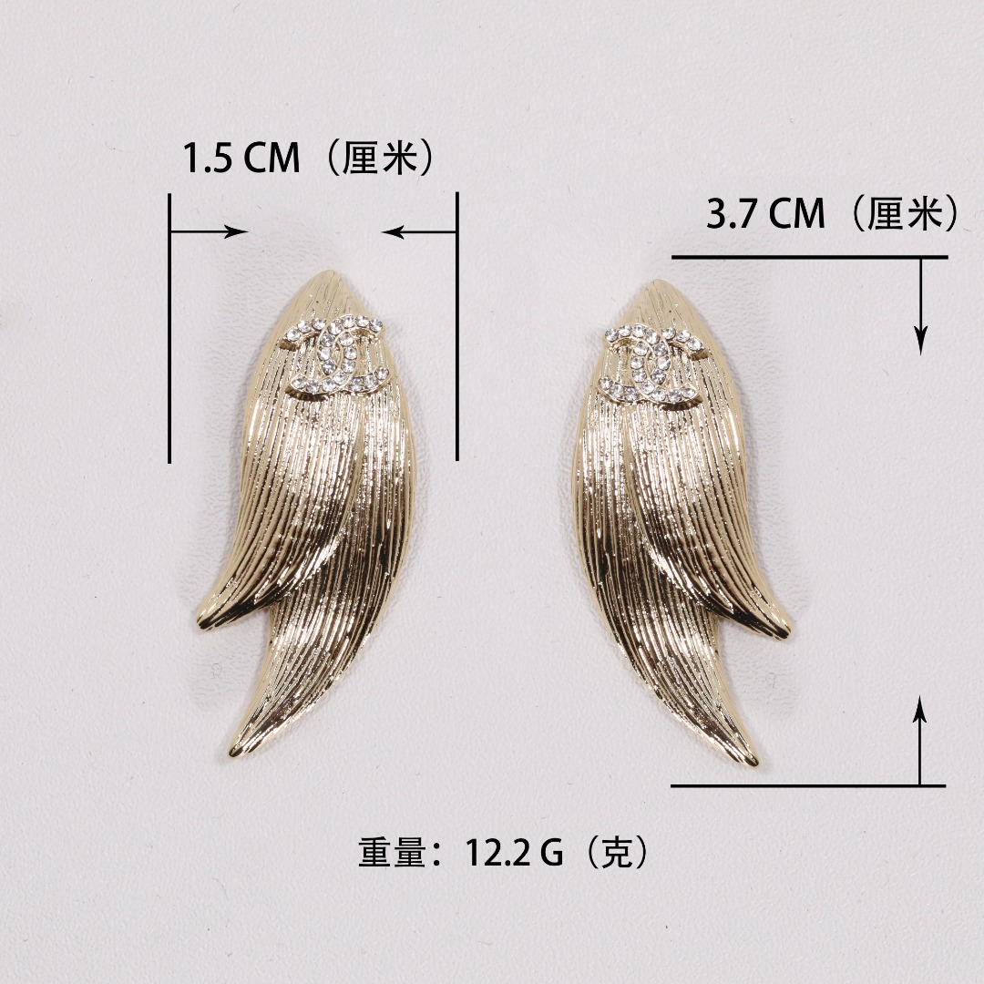 CCE331 Chanel wing earrings for women - ccjewelryacc
