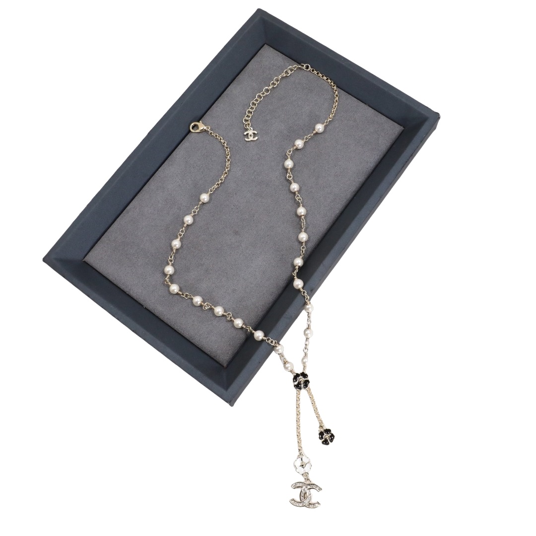 CCN271 Chanel black and white enamel flower tassels necklace for women - ccfashionjewelry