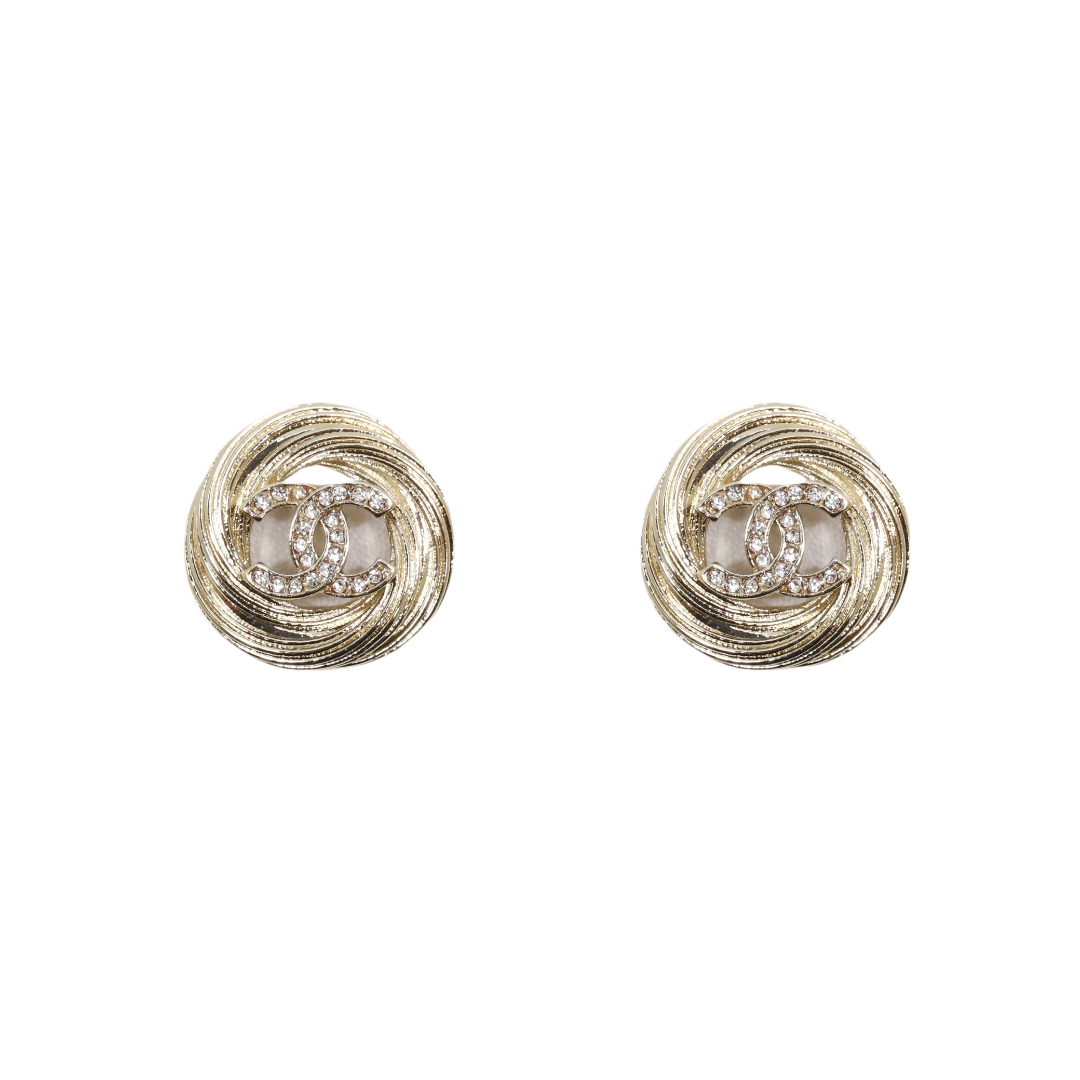 CCE339 Chaenl Twisted metal cc logo earrings for women - ccfashionjewelry