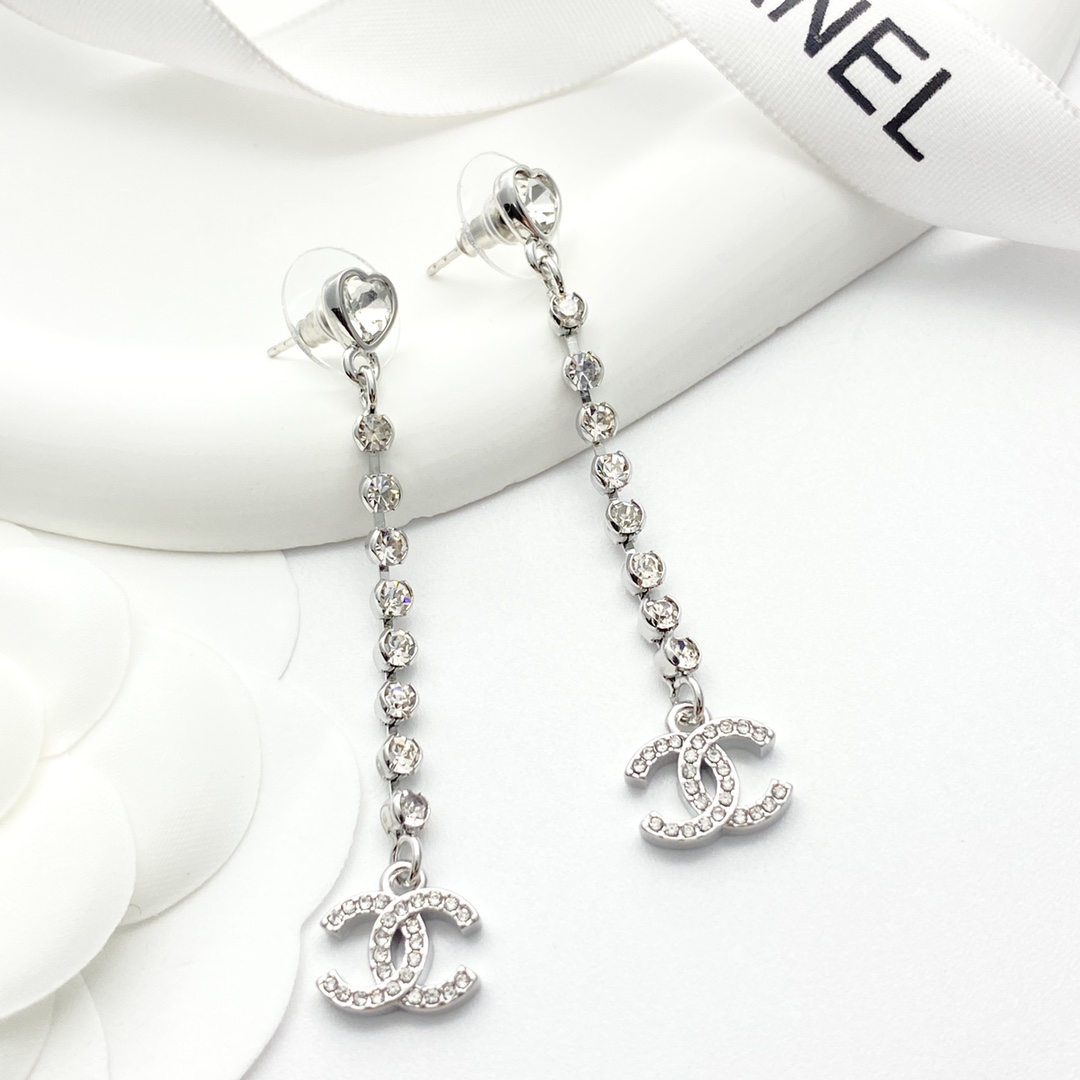 CCE340 Chanel heart crystal tassel cc earrings for women - ccjewelryacc