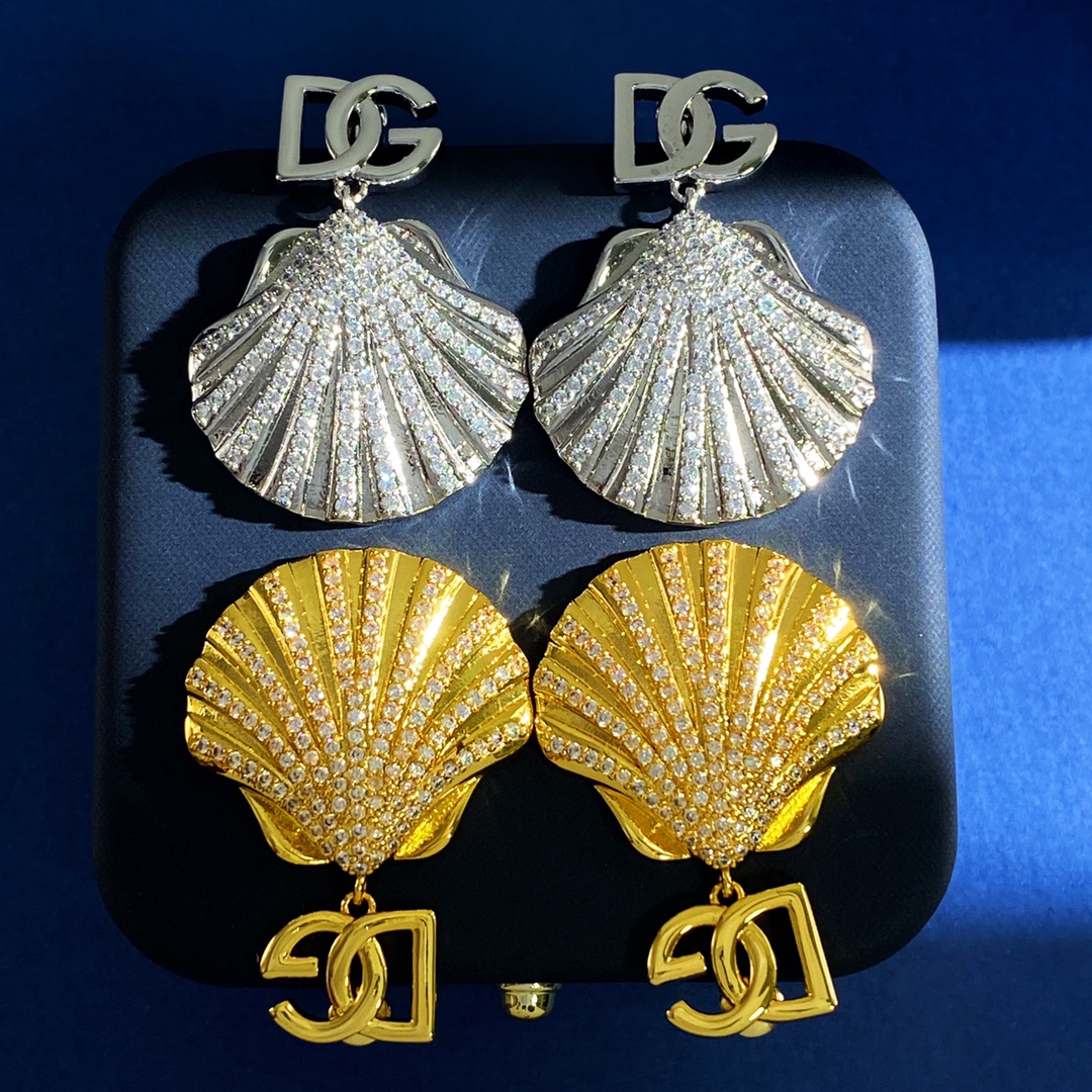 DGE053 Metal crystal DG logo seashell drop earrings - ccjewelryacc