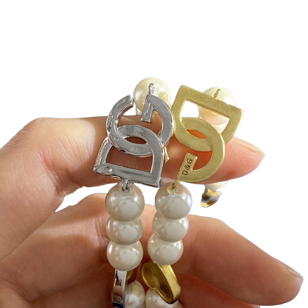 DGS001 Dolce gabbana Pearl DG Logo Bracelet - ccjewelryacc