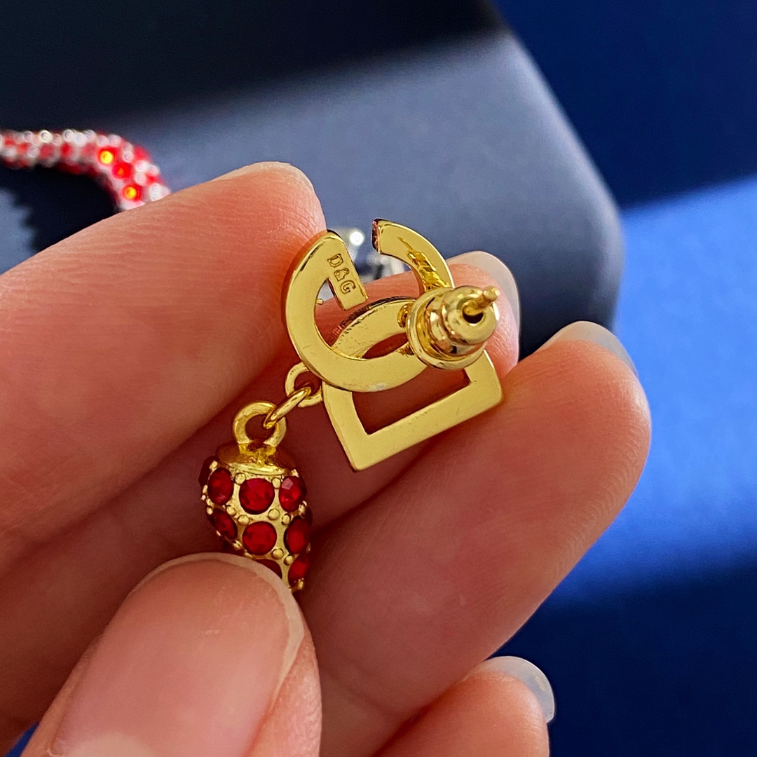 DGE054 Metal crystal DG logo chili drop earrings - ccjewelryacc