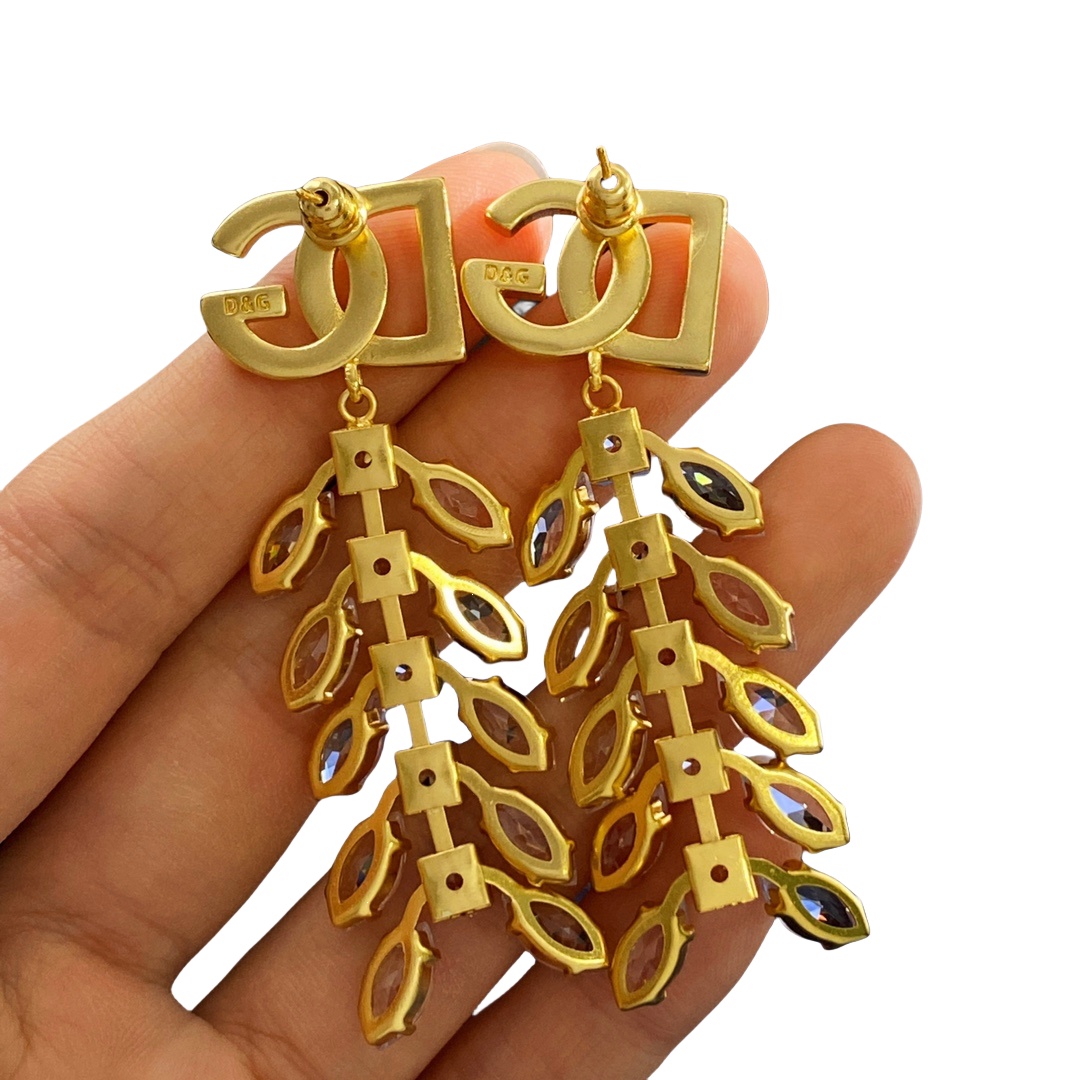 DGE055 Metal crystal DG logo diamond drop earrings - ccjewelryacc