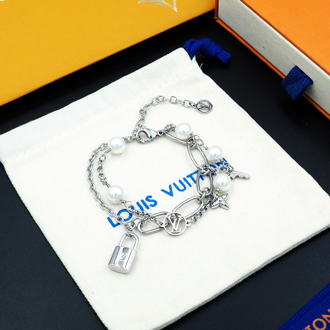 LVS091 Louis Vuitton LV Mix Chains bracelet - ccjewelryacc
