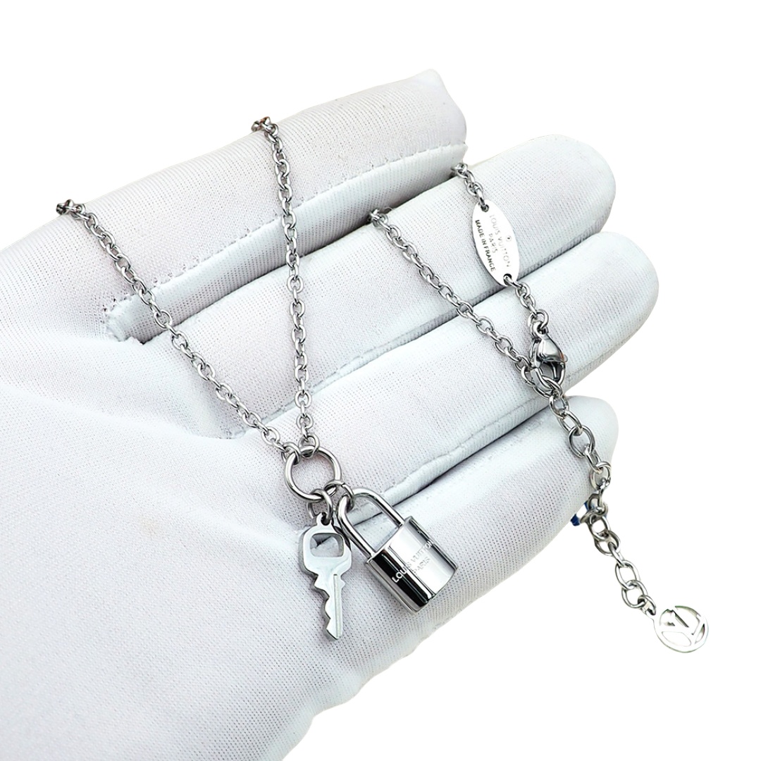 LVN042 Louis Vuitton LV Lconic chars necklace - ccjewelryacc