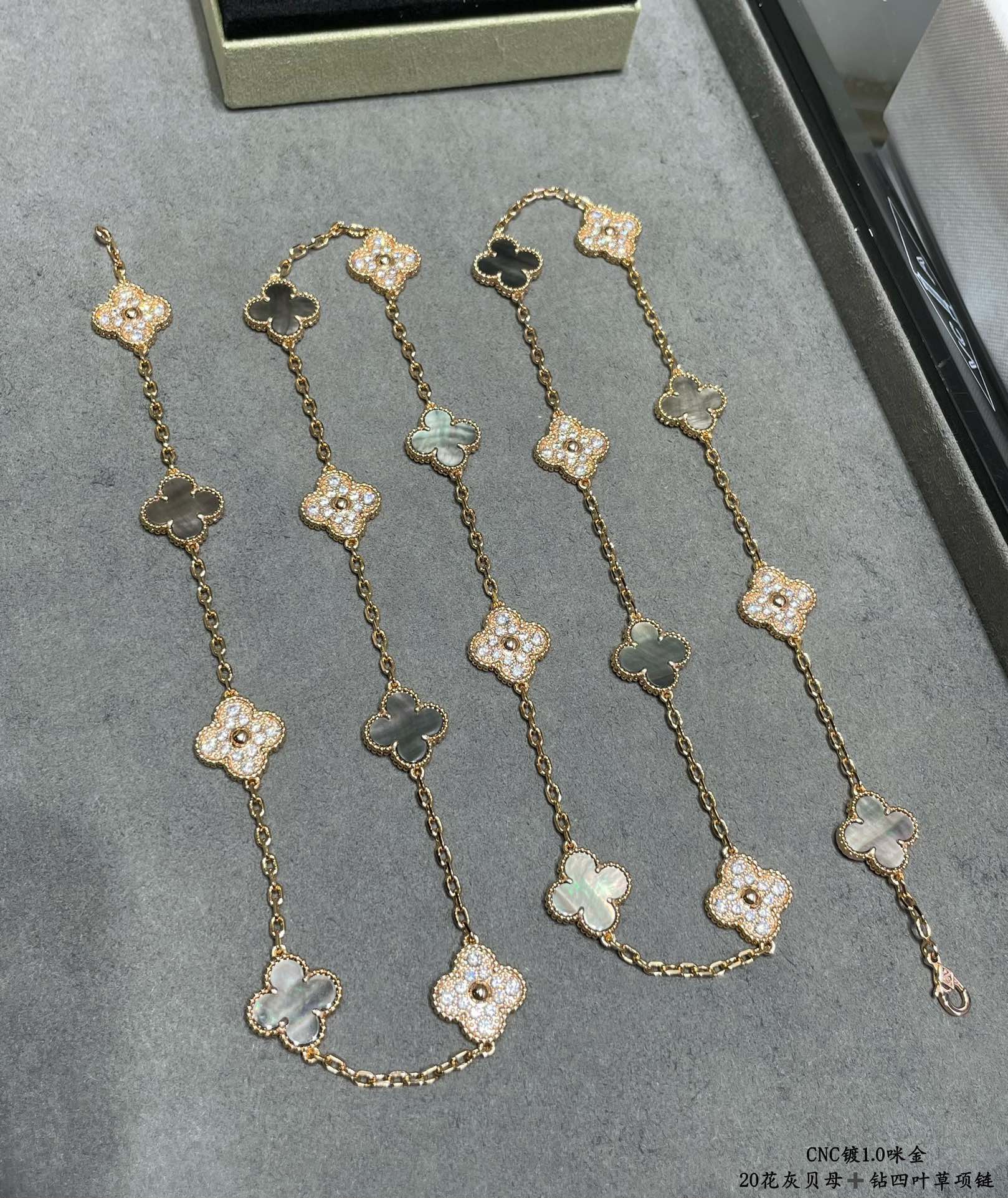 VCN038 20 Motif vca alhambra long necklace Gray mother of pearl with Diamond Rose Gold - ccjewelryacc