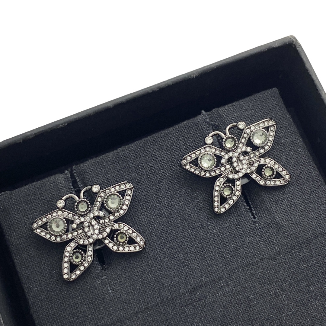 CCE348 Chanel 25 black crystal butterfly stud earrings for women - ccfashionjewelry