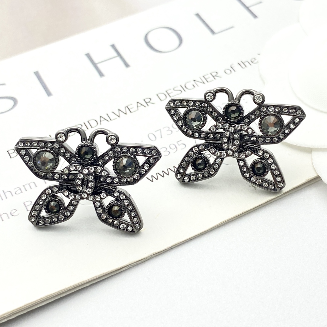 CCE348 Chanel 25 black crystal butterfly stud earrings for women - ccjewelryacc