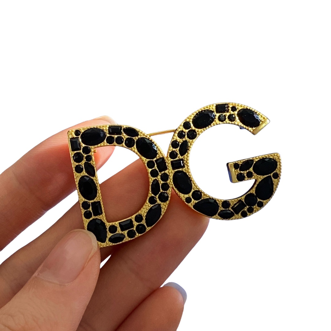 DGB006 Black stone DG logo brooch pin for men women - ccfashionjewelry