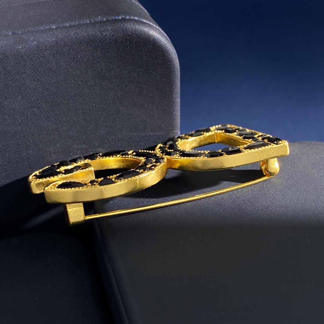 DGB006  Black stone DG logo brooch pin for men women - ccjewelryacc