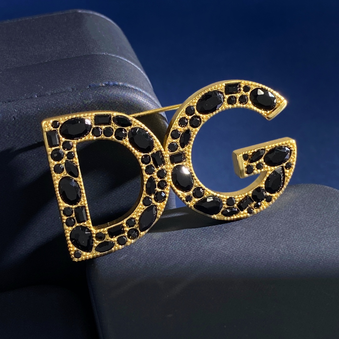 DGB006  Black stone DG logo brooch pin for men women - ccjewelryacc
