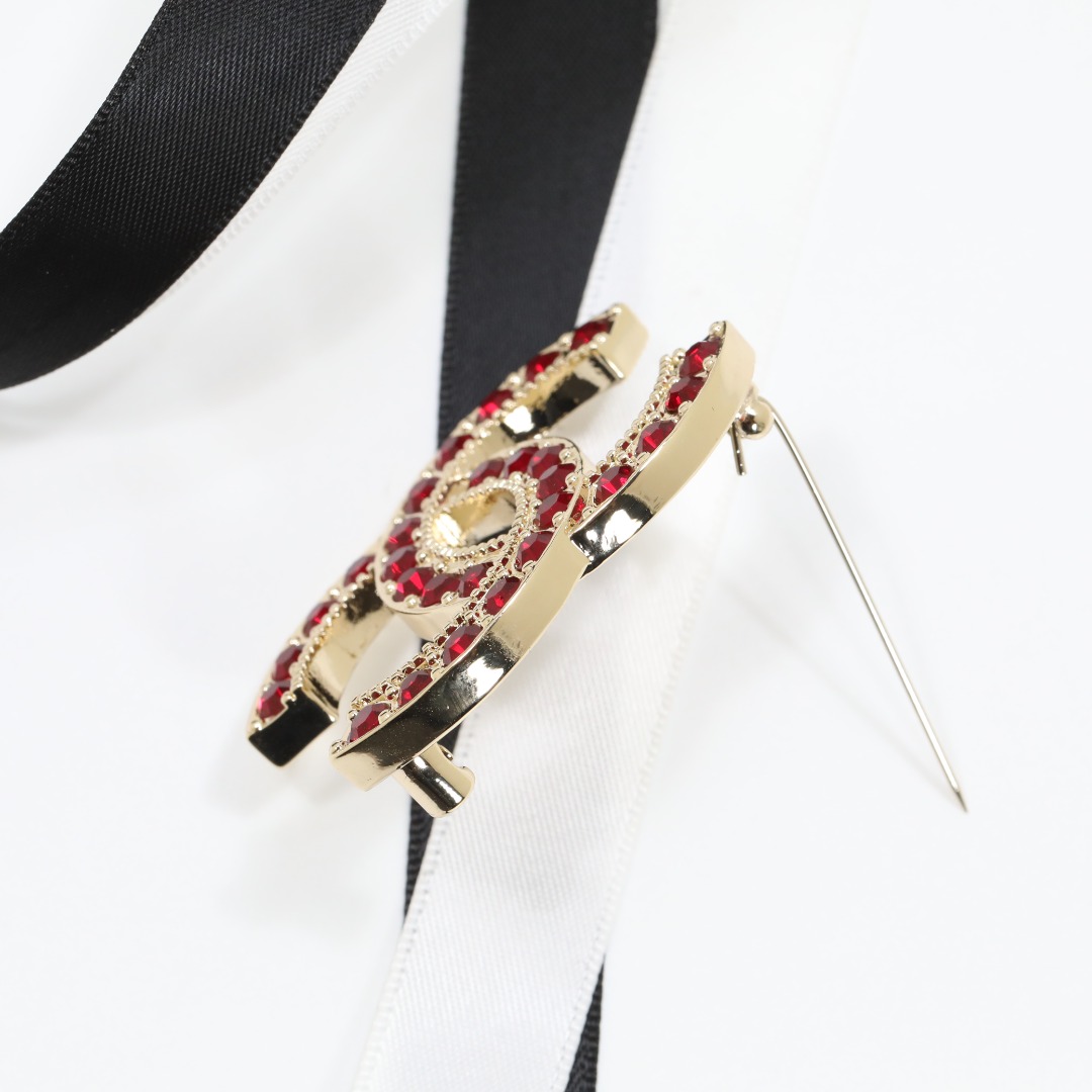 BCB588 Chanel Red crystal brooch pin for women - ccjewelryacc