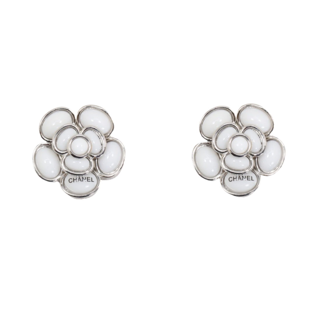 CCE349 Chanel white Ceramics Camellia stud earrings for women - ccjewelryacc