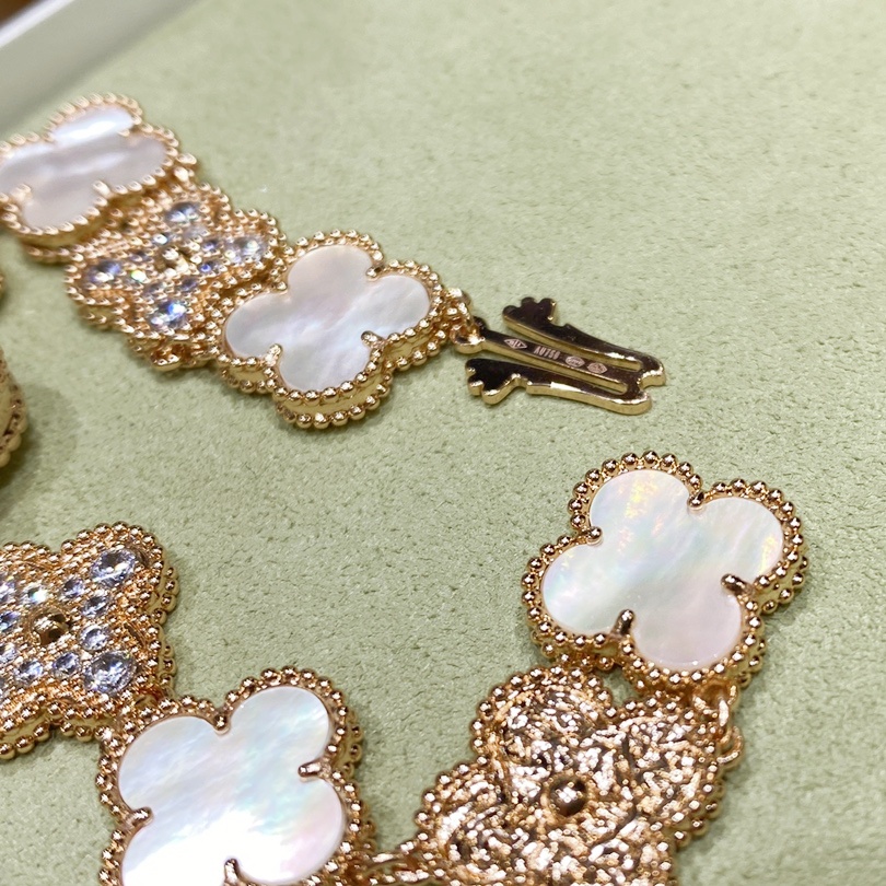 VCD002 Sweet Alhambra Watch Van Cleef & Arpels - ccjewelryacc