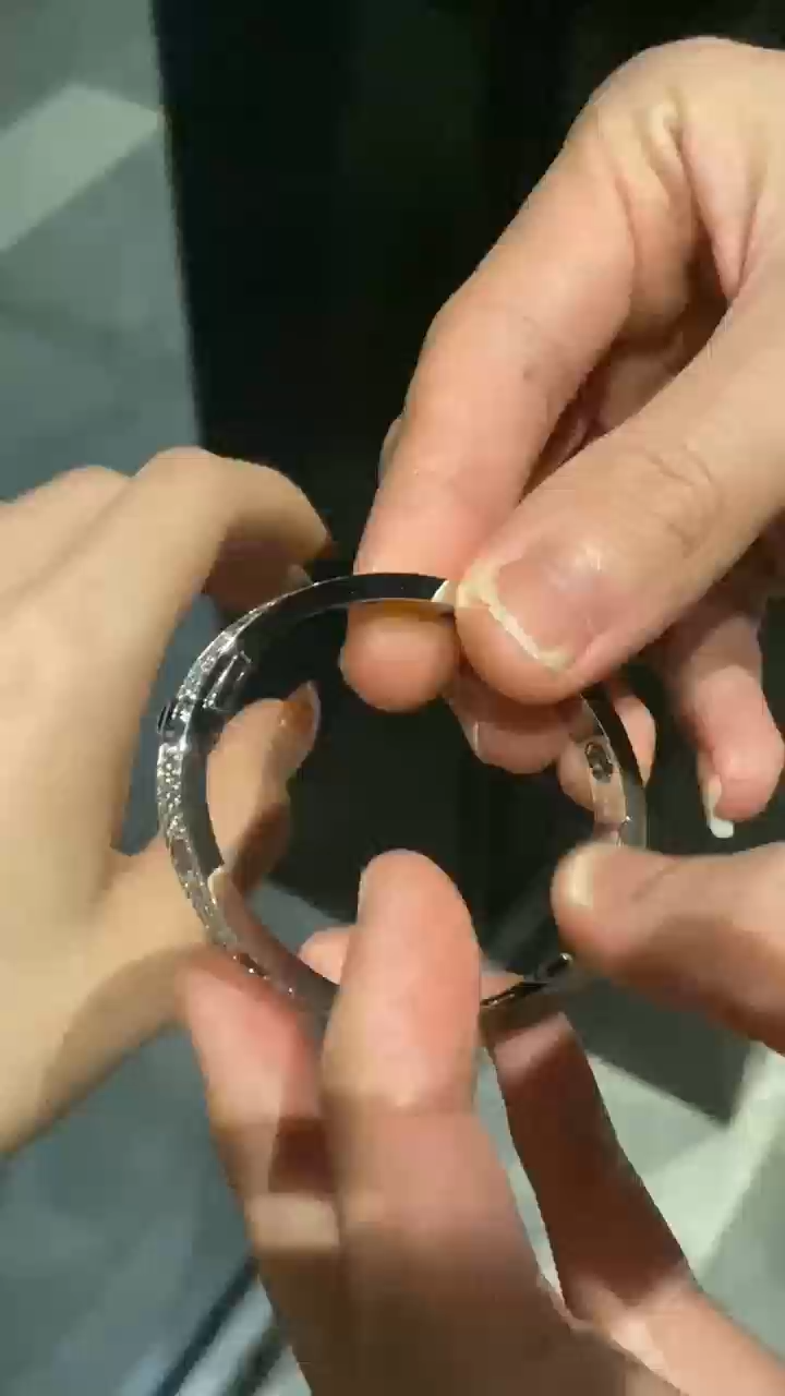 CTSV021 18k White Gold Love bracelet Paved Diamond Black Ceramic 6.1MM - ccjewelryacc