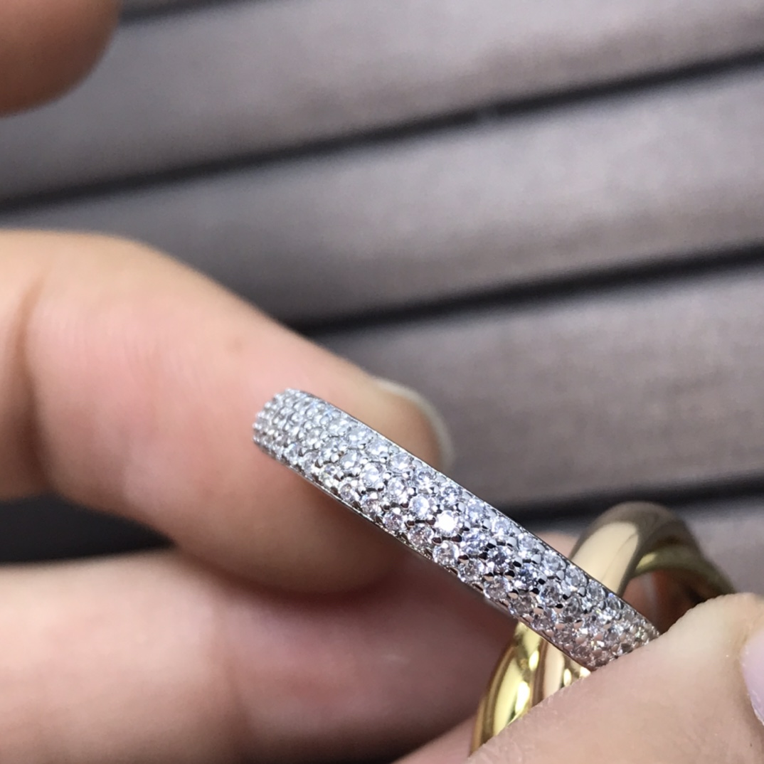 CTRV007 18k gold Trinity ring, classic model, half-paved - ccjewelryacc