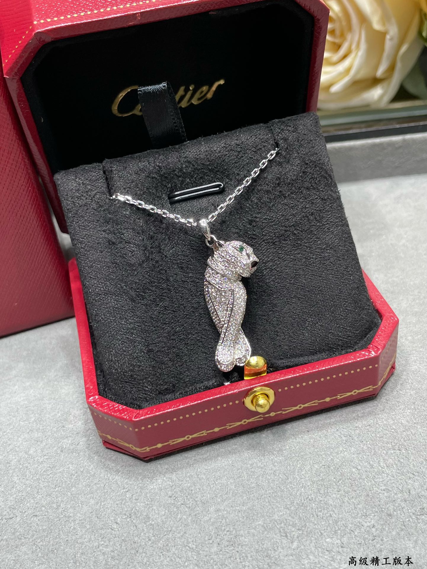 CTNV032 18K White Gold Diamond Onyx Emerald Panthere De Cartier Pendant Necklace - ccjewelryacc