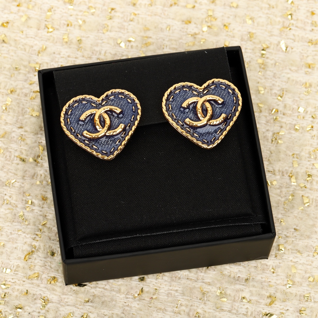 CCE354 Chanel denim heart earring clip - ccjewelryacc