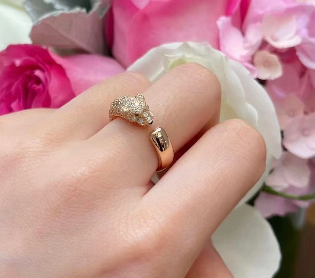 CTR016 Panthère de Cartier ring, small model, half-paved - ccjewelryacc