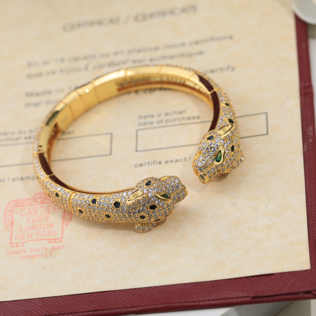 CTSV041 18k Panthère de Cartier bracelet, articulated, paved - ccjewelryacc
