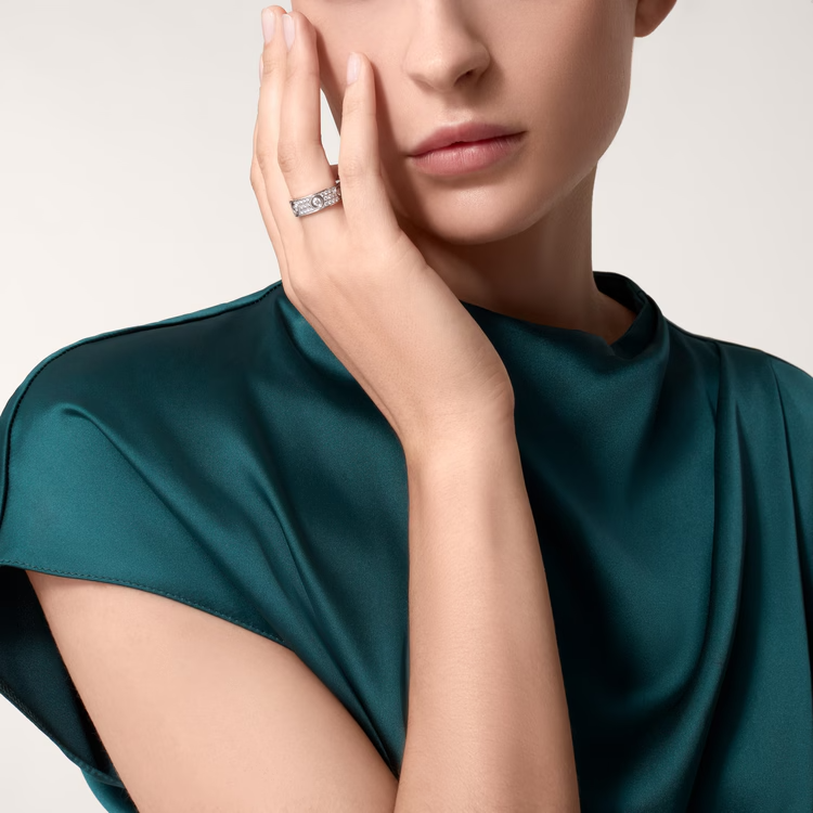 CTRV022 18K Cartier LOVE ring, classic model, paved, 6 diamonds - ccjewelryacc