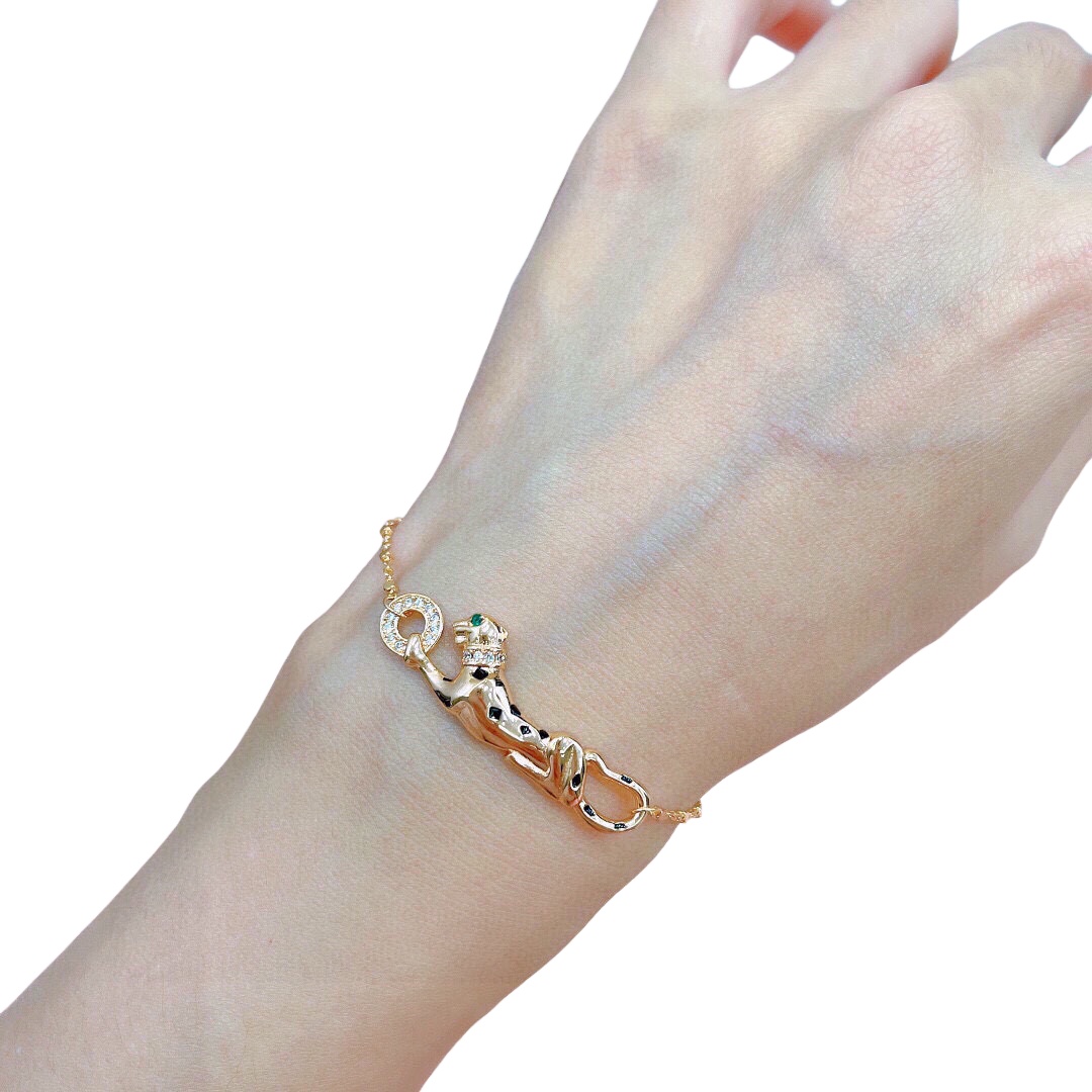 CTS037 18K Panthère de Cartier bracelet, on chain, diamonds - ccjewelryacc