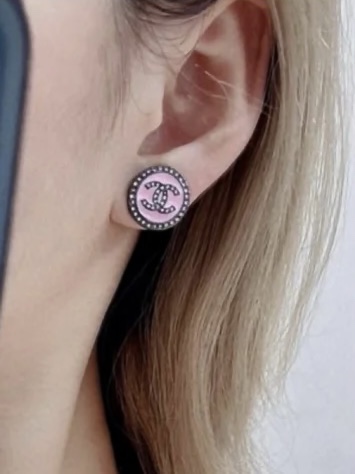 CCE358 Chanel Pink enamel stud earrings with black finish - ccjewelryacc