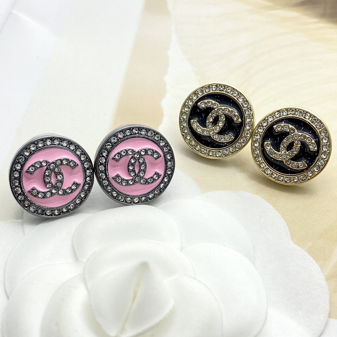 CCE358 Chanel Pink enamel stud earrings with black finish - ccjewelryacc