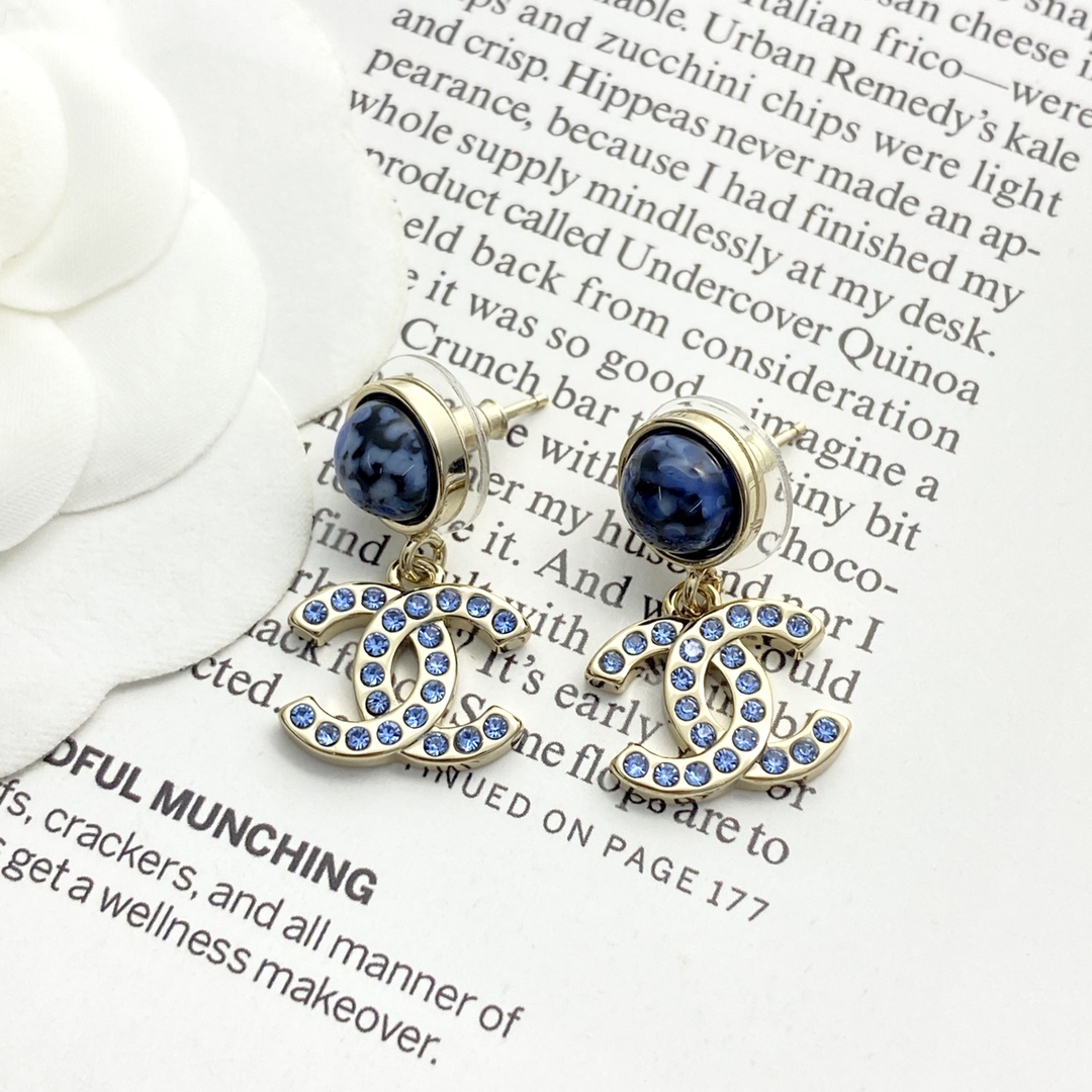 CCE356 Chanel minium blue crystal cc logo drop earrings - ccjewelryacc