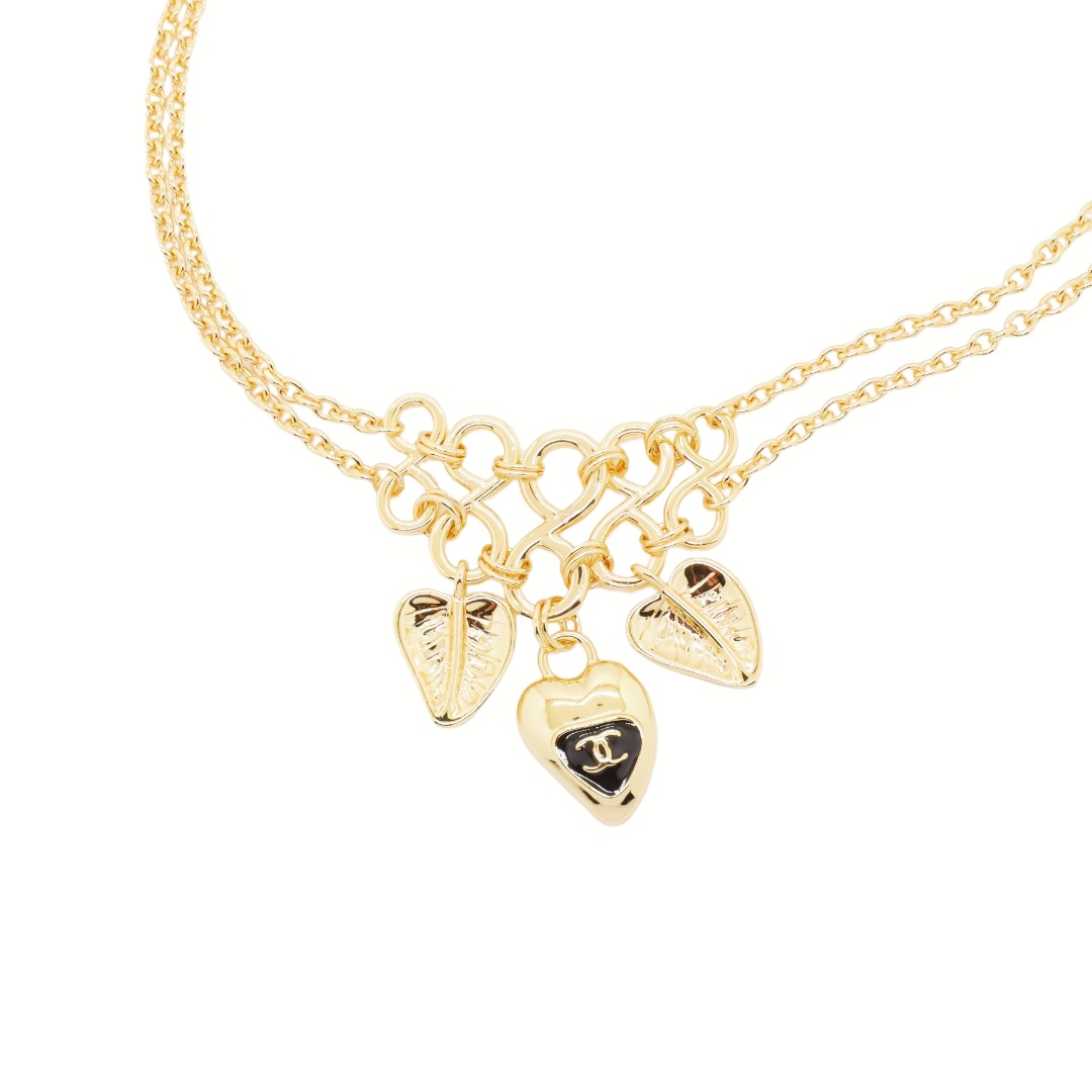 CCN036 Chanel Gold leaf heart pendant necklace - ccjewelryacc