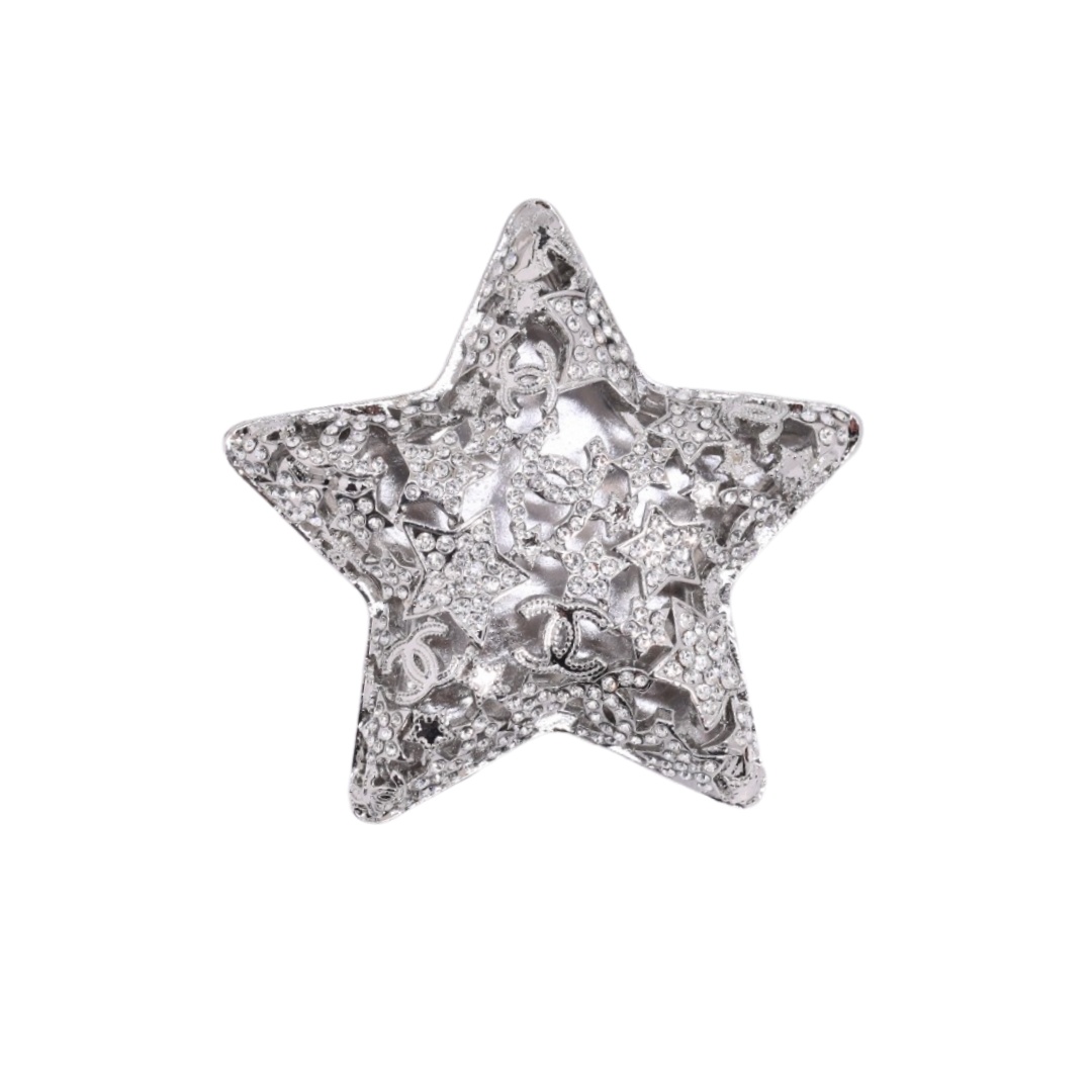 BCB597 Chanel White Gold hollowed-out star Crystal brooch pin - ccjewelryacc