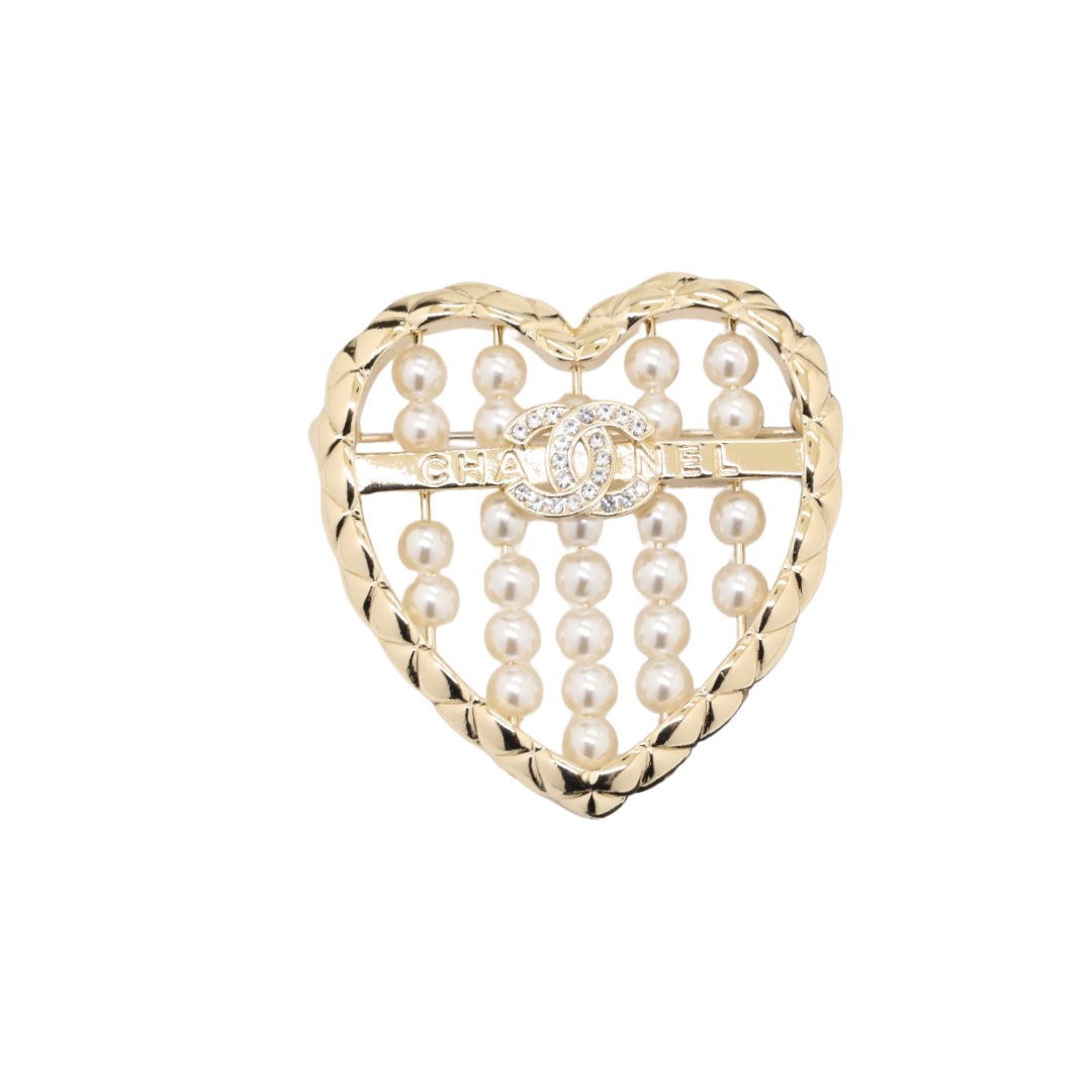 BCB601 Chanel light gold Hollow-out Heart brooch pin - ccjewelryacc