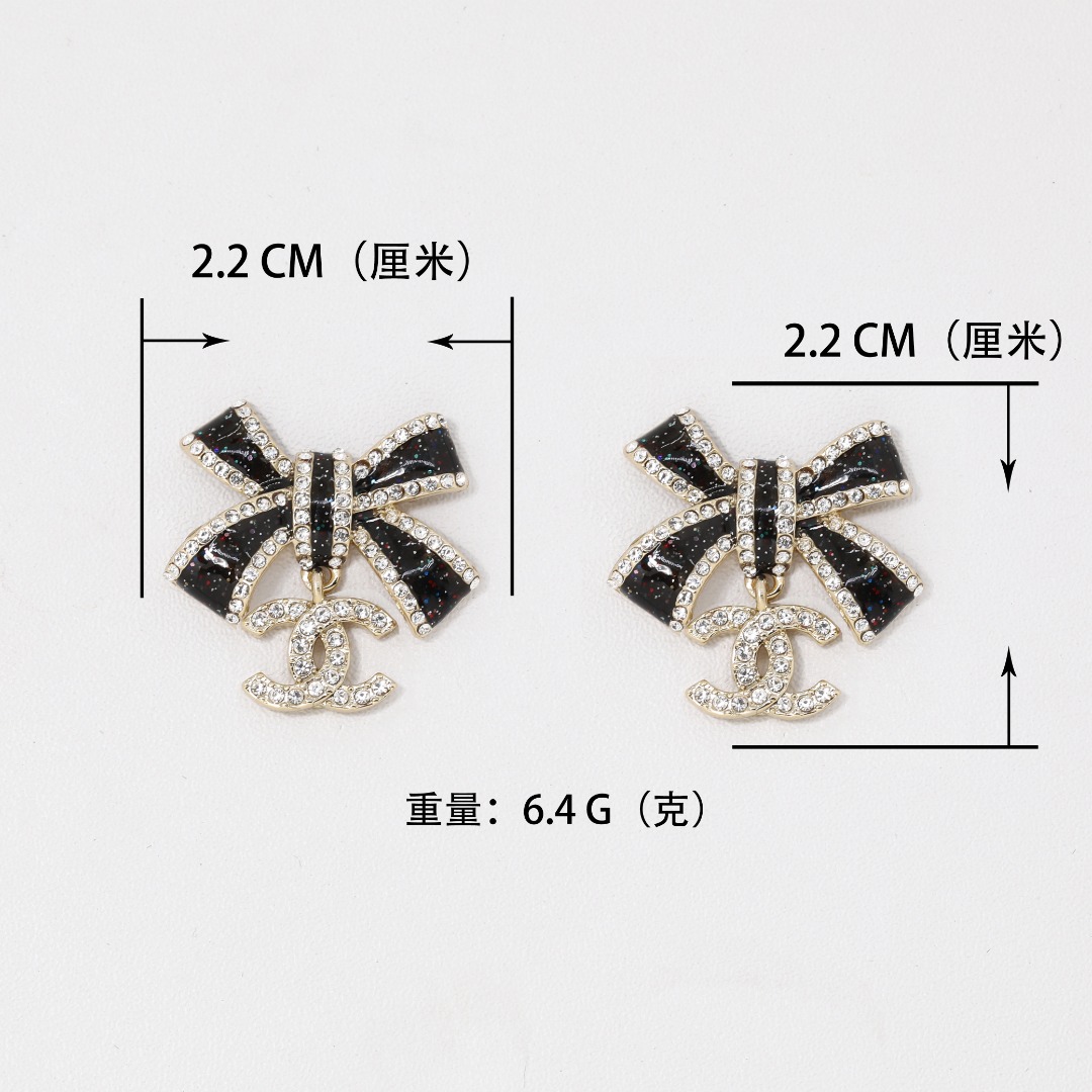 CCE366 Chanel black enamel bow pearl drop earrings for women - ccjewelryacc