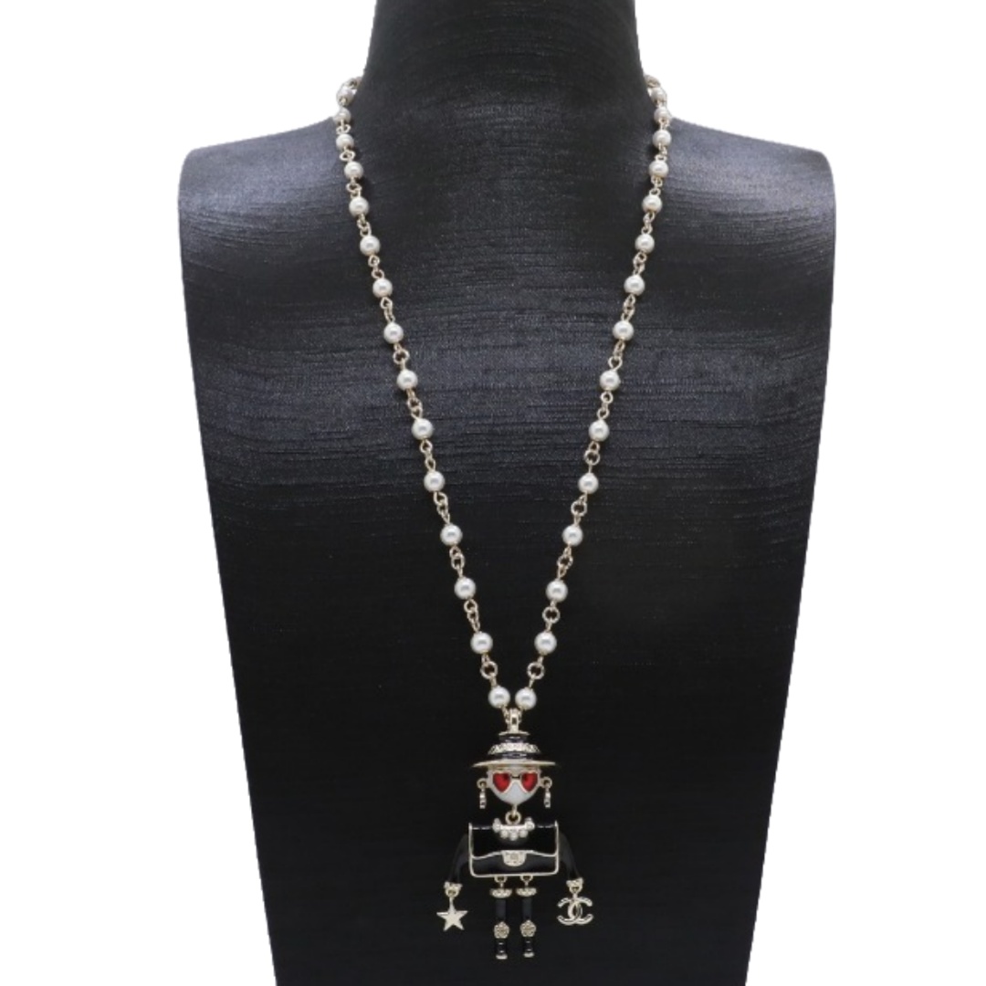 CCN056 Chanel pearl chain Cartoon dolls pendant necklace for women - ccjewelryacc