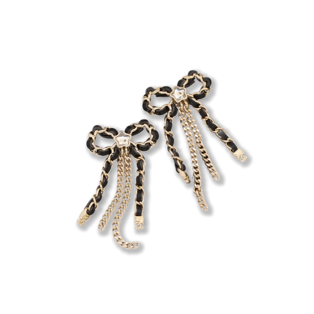 CCE368 Chanel metal and leather bow tassels earrings for women - ccjewelryacc