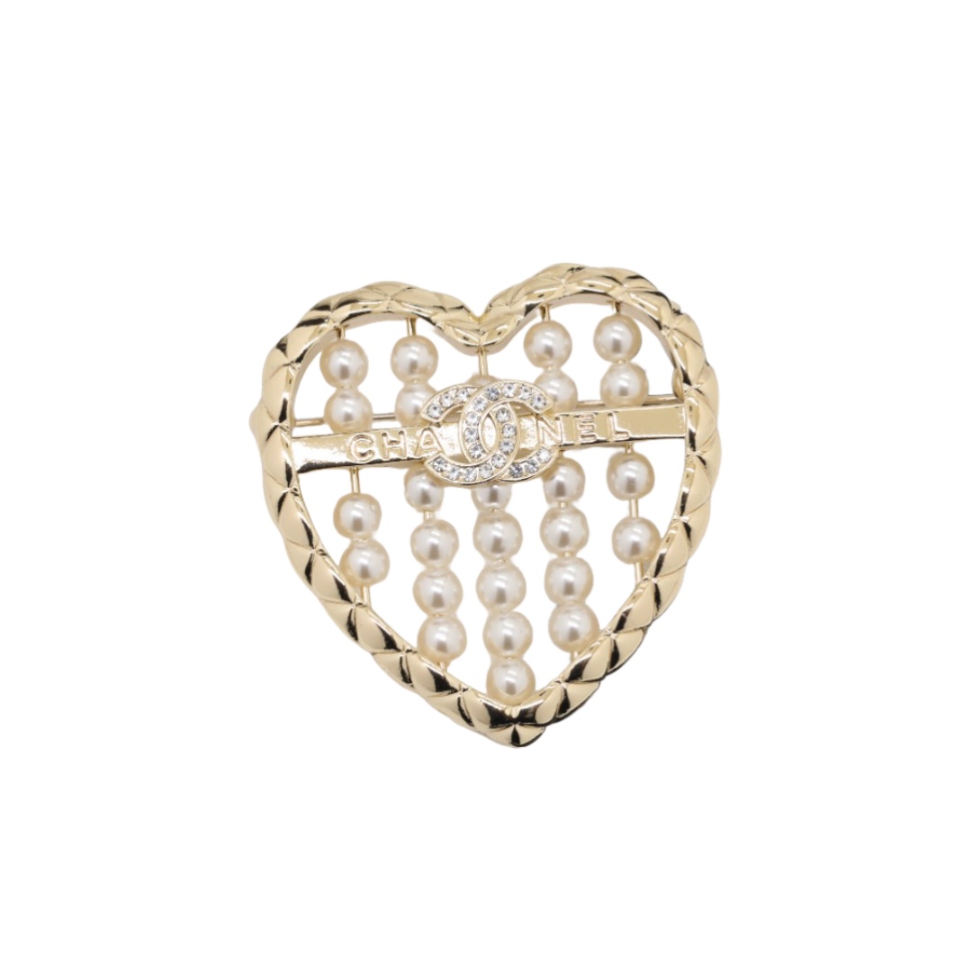 BCB601 Chanel light gold Hollow-out Heart brooch pin - ccjewelryacc