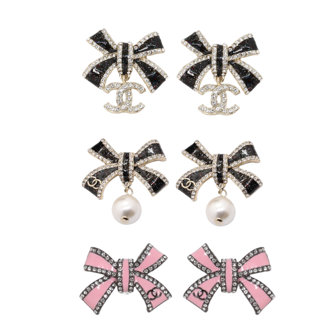 CCE366 Chanel black enamel bow pearl drop earrings for women - ccjewelryacc