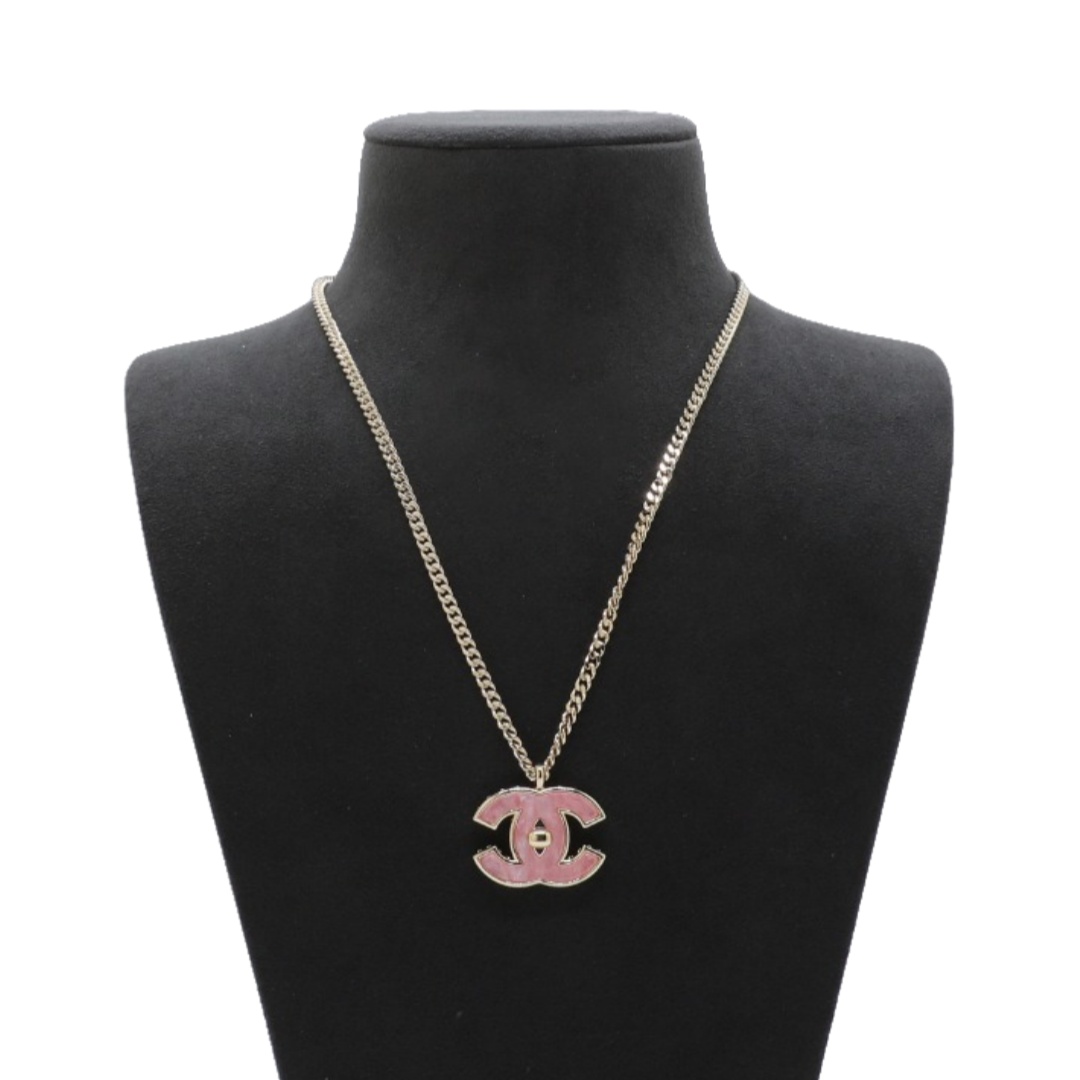 CCN145 Chanel pink acrylic cc logo pendant necklace for women - ccjewelryacc