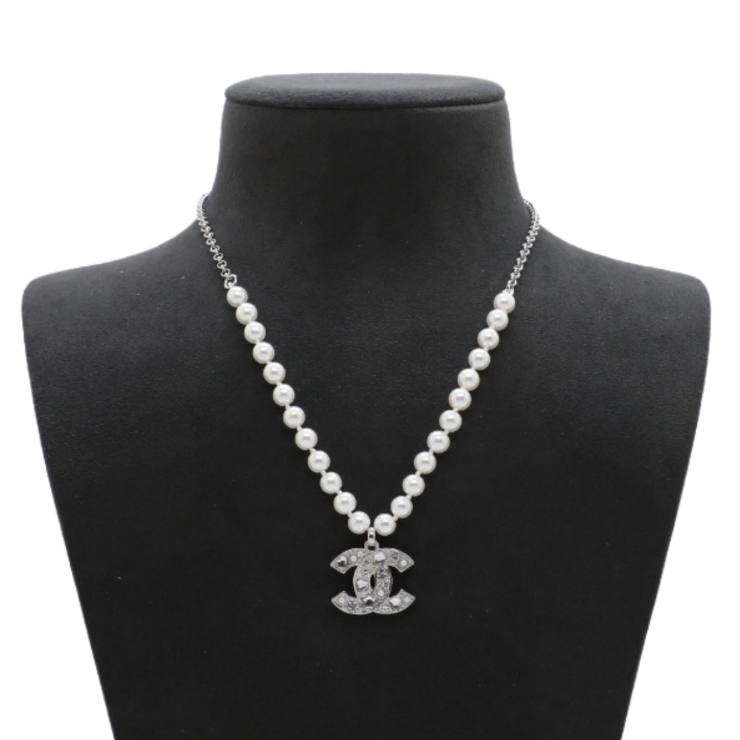 CCN146 Chanel pearl chain with crystal cc logo pendant necklace for women - ccjewelryacc