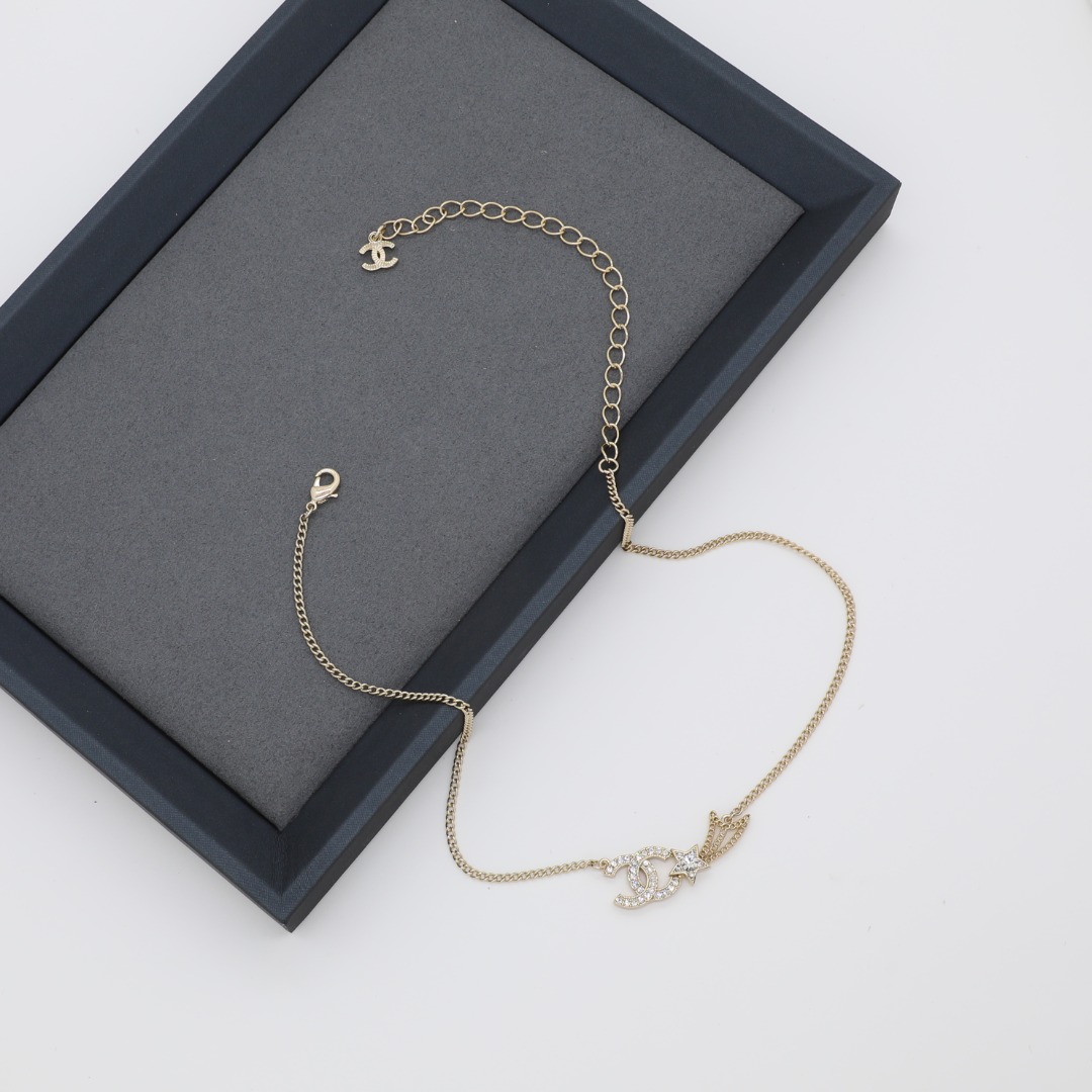 CCN075 Chanel metal chain crystal star cc logo choker necklace for women - ccjewelryacc